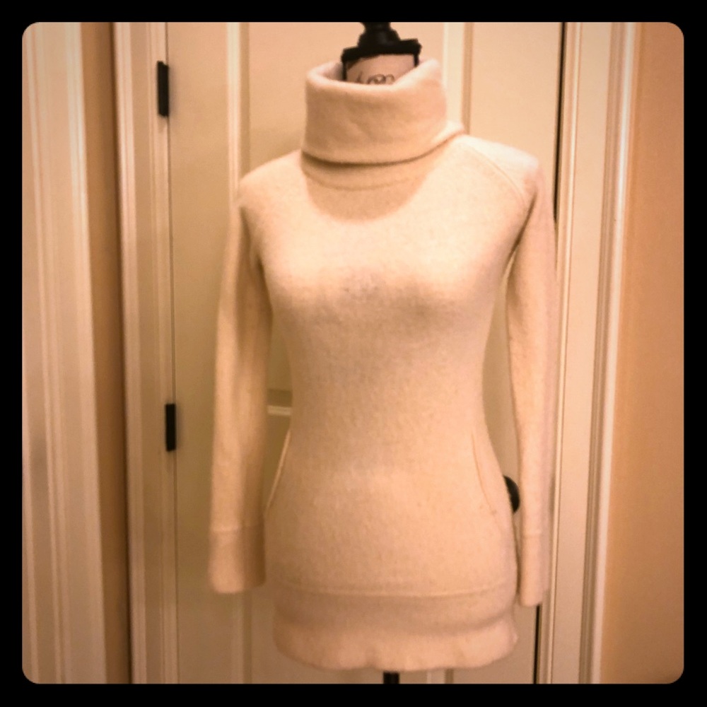 Theory front pouch turtle neck sweater